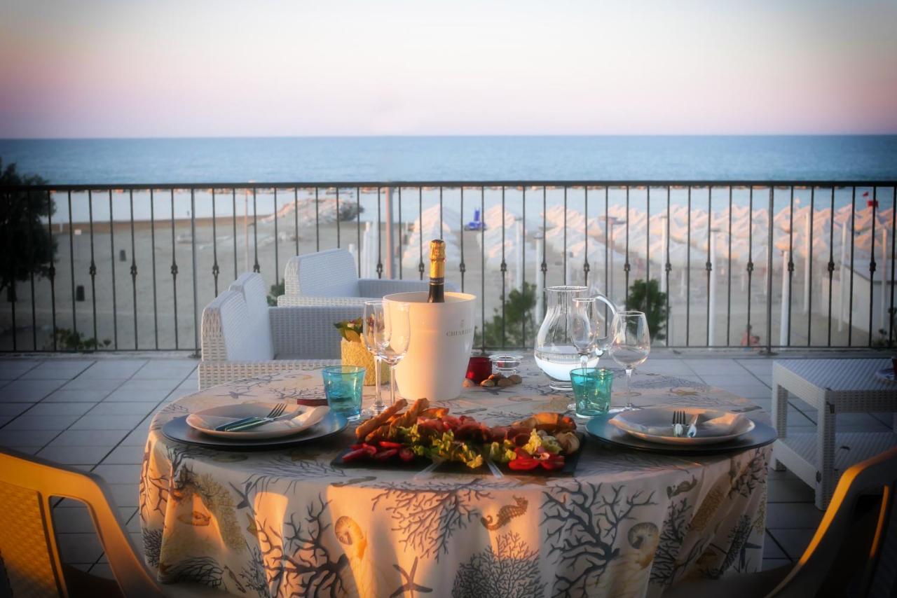 Il Sorriso Di Angelina Bed & Breakfast Пескара Екстериор снимка